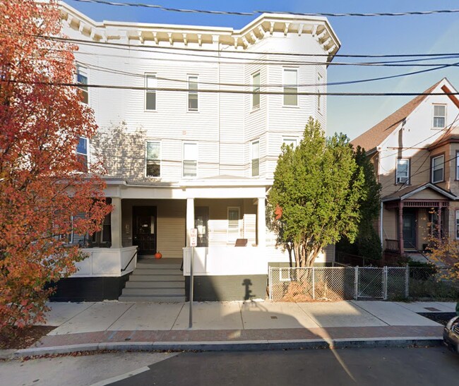 11 Beacon St, Unit 1