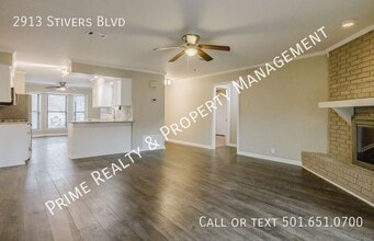 2913 Stivers Blvd in Bryant, AR - Building Photo - Building Photo