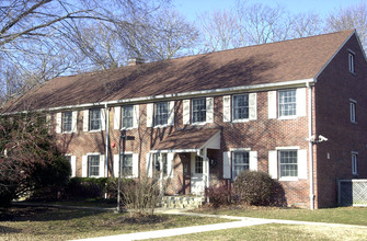 Brainerd Street Commons in Mount Holly, NJ - Foto de edificio - Building Photo