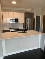 50 Evergreen St, Unit 12 in Boston, MA - Building Photo