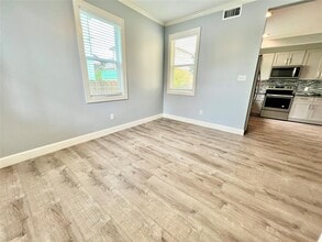 2509 Avenue K-Unit -2 in Galveston, TX - Building Photo - Building Photo