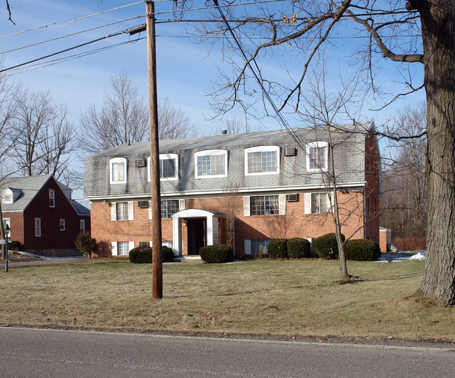 8280 Southern Blvd in Youngstown, OH - Foto de edificio - Building Photo