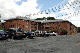 Park Towers Cooperative in Spring Valley, NY - Building Photo - Building Photo