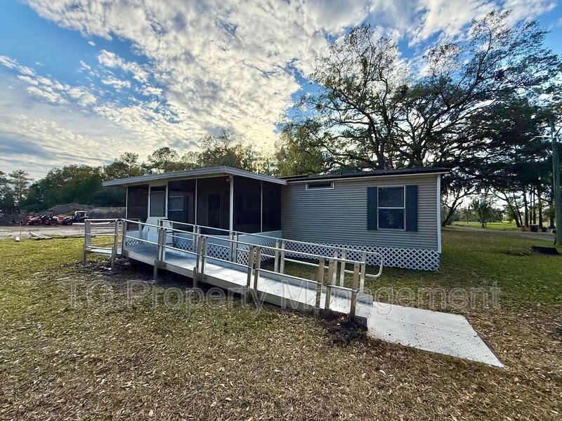 787 Gillen St in Jacksonville, FL - Building Photo