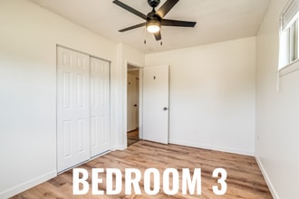 9341 Hoffman Way in Thornton, CO - Foto de edificio - Building Photo