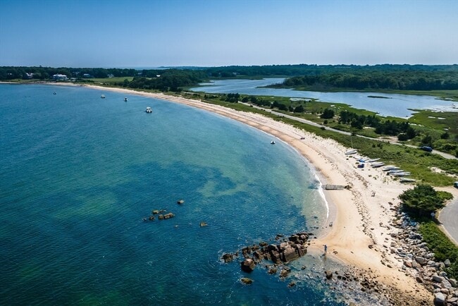 property at 3 Nonquitt Ave