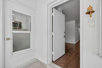 110 Shore Ct in North Palm Beach, FL - Building Photo - Building Photo