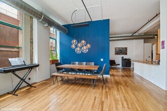 1020 S Wabash Ave in Chicago, IL - Building Photo - Building Photo