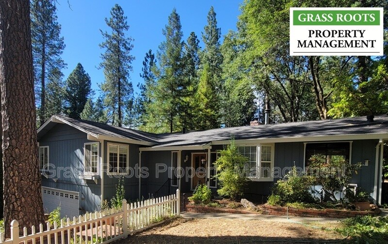 20 Turpentine Dr in Nevada City, CA - Building Photo
