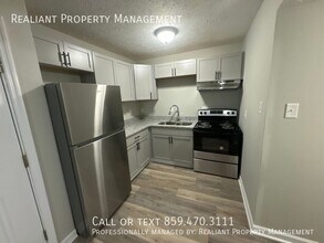 209 Lakeshore Dr-Unit -2 in Lexington, KY - Building Photo - Building Photo