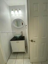 140 Royal Palm Rd in Hialeah Gardens, FL - Building Photo - Building Photo