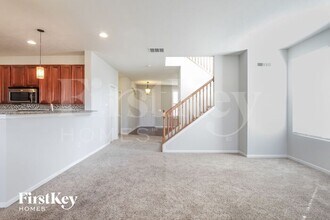 12410 Guy Way in Indianapolis, IN - Foto de edificio - Building Photo