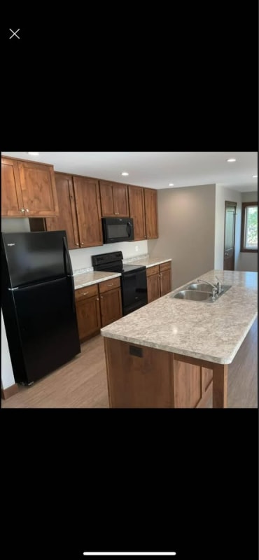 516 Harriet St in Altoona, WI - Building Photo - Building Photo