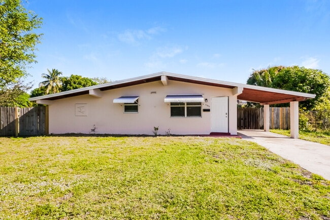 3260 Alcee L Hastings Pkwy