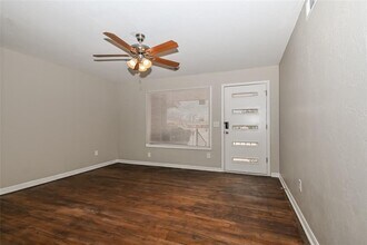 6901 NW 60th St in Bethany, OK - Building Photo - Building Photo