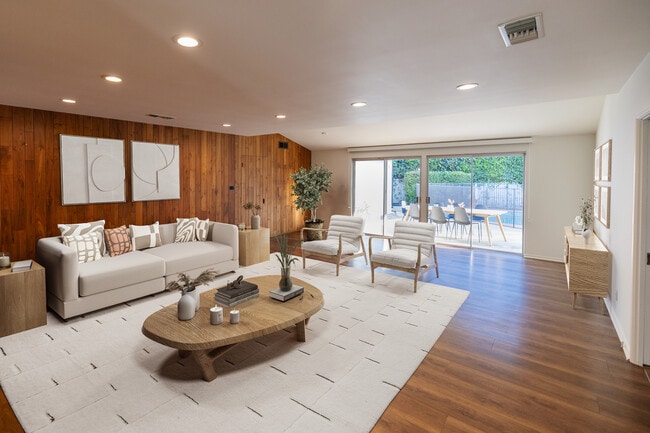 784 Lockearn St in Los Angeles, CA - Building Photo - Building Photo
