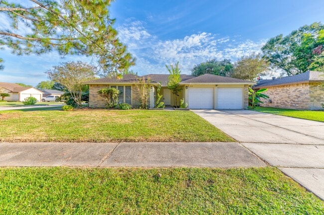 property at 2799 Wood Hollow Dr