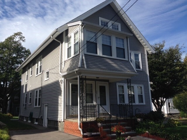 280 Willow St in Boston, MA - Building Photo - Building Photo