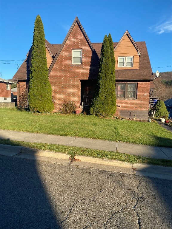 property at 44 Colville Ave