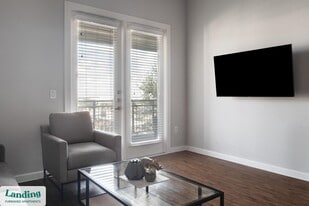 4300 Cromwell Dr in Kyle, TX - Building Photo