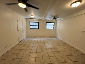 4566 Ukali St in Honolulu, HI - Building Photo - Building Photo