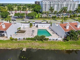 1900 Presidential Way, Unit 1-F in West Palm Beach, FL - Building Photo