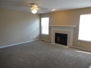 1777 Woodstock Dr in Brownsburg, IN - Building Photo - Building Photo