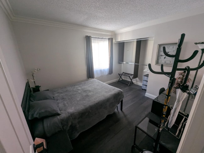 4300 Tara Ave in Las Vegas, NV - Building Photo - Building Photo