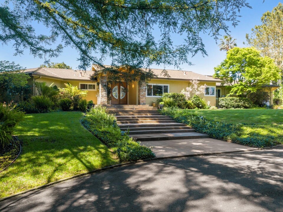 350 Corralitos Ridge Rd in Watsonville, CA - Building Photo