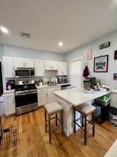 5 Moseley St, Unit 2 in Boston, MA - Building Photo - Building Photo