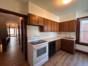 113 Dean St, Unit 2 in West Chester, PA - Building Photo - Building Photo