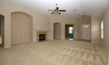 14715 Country Rose Ln in Cypress, TX - Building Photo - Building Photo