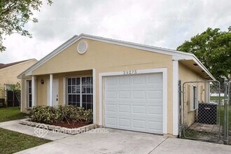 23275 Noel Way in Boca Raton, FL - Building Photo - Building Photo