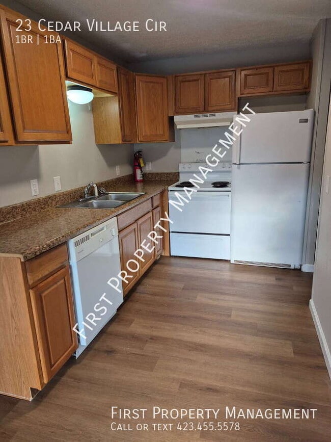 23 Cedar Village Cir in Fort Oglethorpe, GA - Building Photo - Building Photo