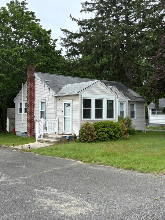 668 Shiloh Pike in Bridgeton, NJ - Building Photo