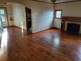 714 N 4th St in Burlington, KS - Building Photo