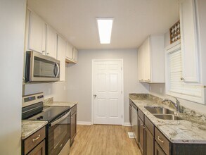 138 Carnegie Loop in Meridianville, AL - Building Photo - Building Photo