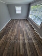 801 Sycamore Rd in Graham, NC - Building Photo - Building Photo