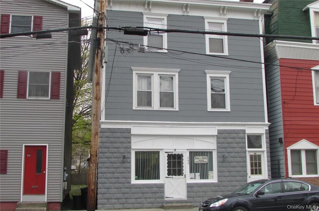 245 Hudson St in Cornwall On Hudson, NY - Building Photo