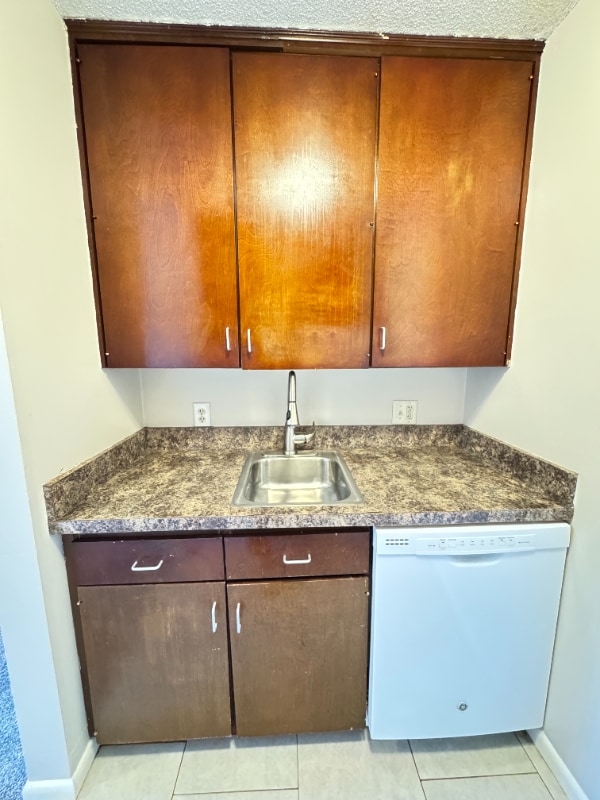 1810 E St in Lincoln, NE - Building Photo - Building Photo