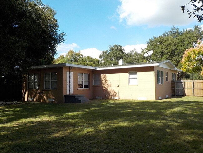 441 S Elm Rd in Lakeland, FL - Building Photo - Building Photo