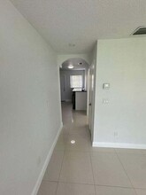 512 SW 7th St in Hallandale Beach, FL - Building Photo - Building Photo