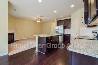 1605 Danube Ct in Atlanta, GA - Building Photo - Building Photo