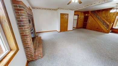 7635 OH-13 in Shiloh, OH - Building Photo - Building Photo