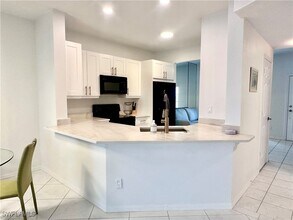 864 Tanbark Dr in Naples, FL - Building Photo - Building Photo
