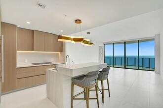 900 N Ocean Blvd, Unit 1405 in Pompano Beach, FL - Building Photo - Building Photo