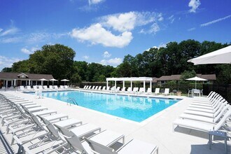 Goshen Terrace in West Chester, PA - Foto de edificio - Building Photo