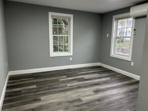 92 Boswell Ave in Norwich, CT - Foto de edificio - Building Photo