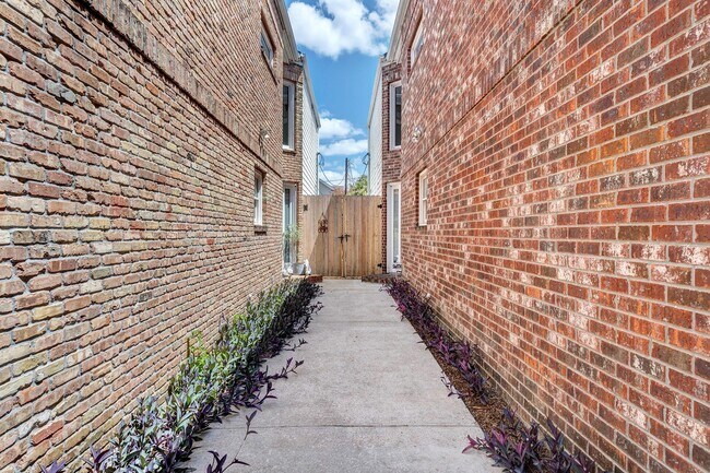 511 W 22nd St in Houston, TX - Building Photo - Building Photo