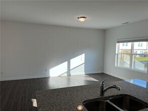 1346 Cooper Springs Rd in Grayson, GA - Building Photo - Building Photo